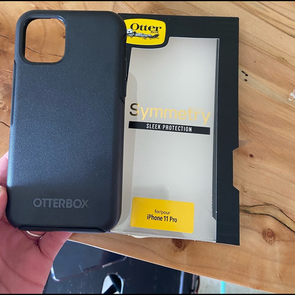Otterbox I phone 11 pro never been used